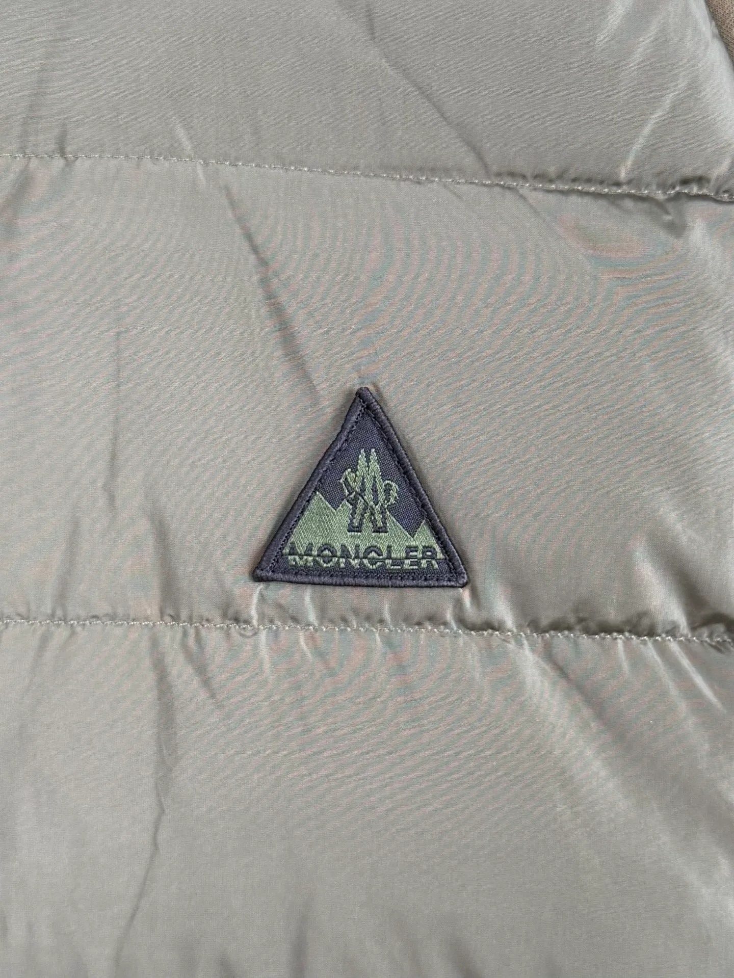 MONCLER/ 300D 90 Monlcer 1: 2: 3D 3: 4: + + : 1:1 Moncler 1:1 Moncler 1:1 Moncler 1:1 Moncler 1:1 Moncler Size： S M L XL